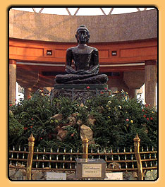 Buddha Jade statue
